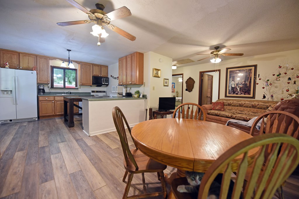 416632 Mineral Bluff Residential