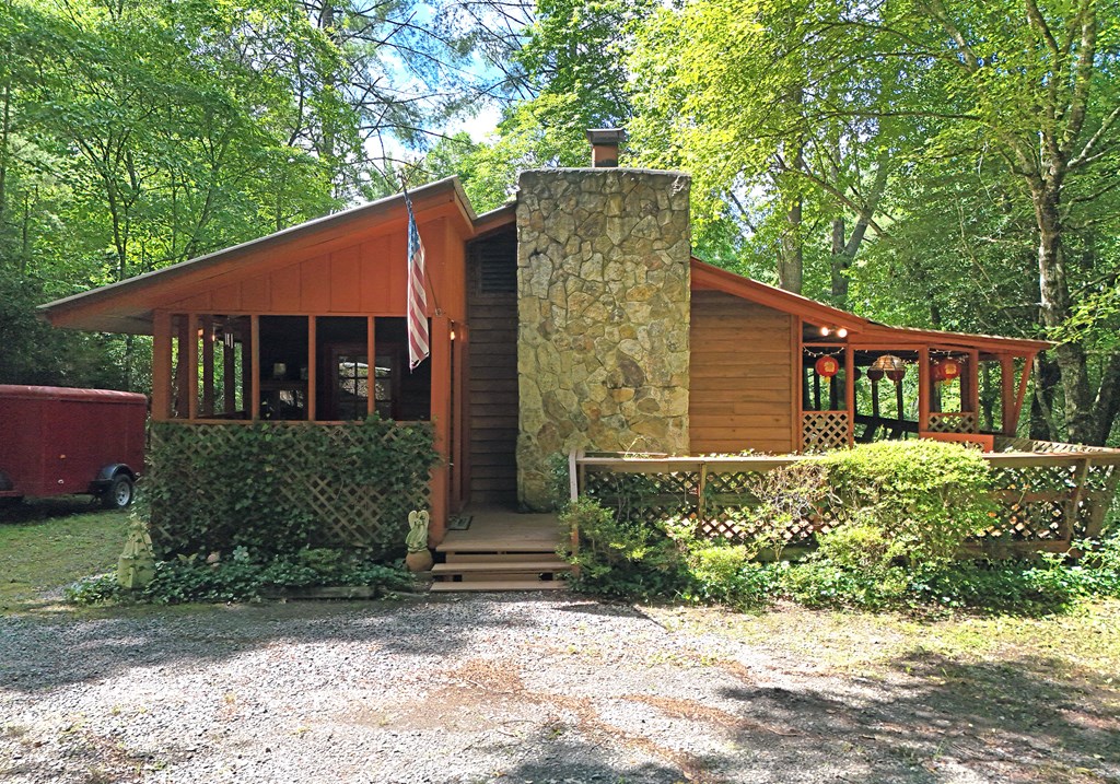 416632 Mineral Bluff Residential