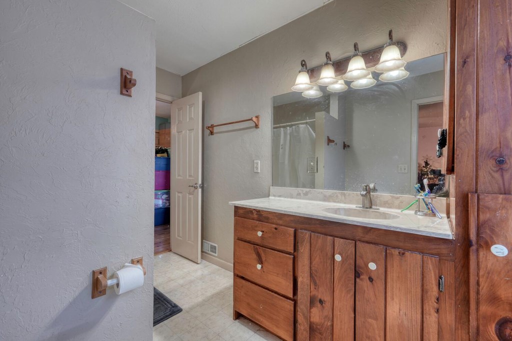 416633 Blairsville Residential
