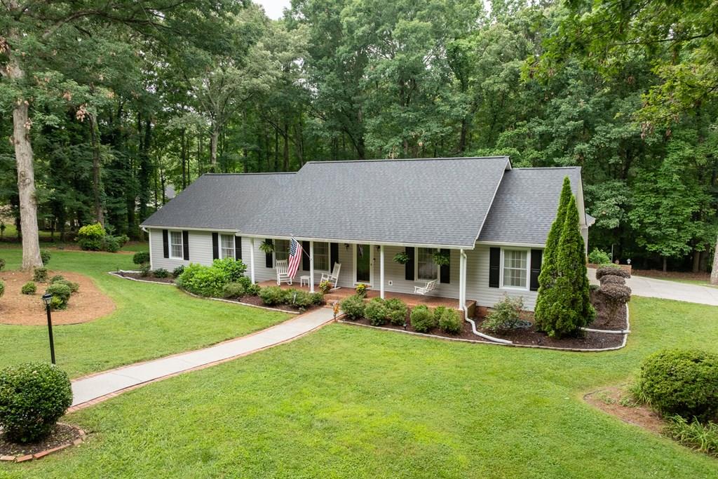 416642 Chatsworth 