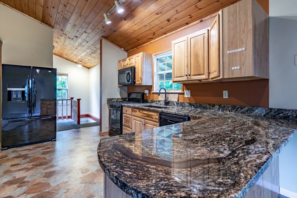 416644 Blairsville Residential