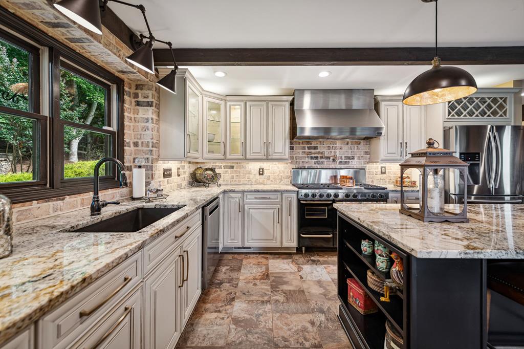 416665 Ellijay Residential