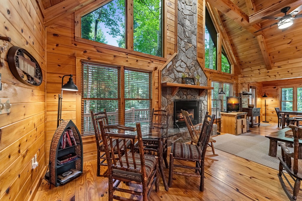 416668 Cherry Log Residential