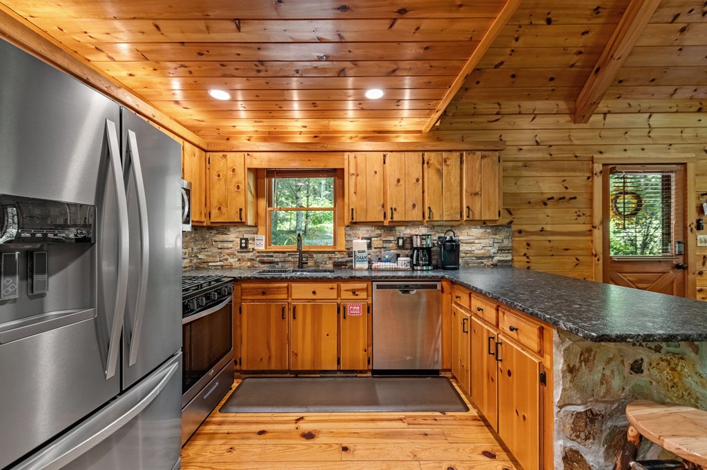 416668 Cherry Log Residential