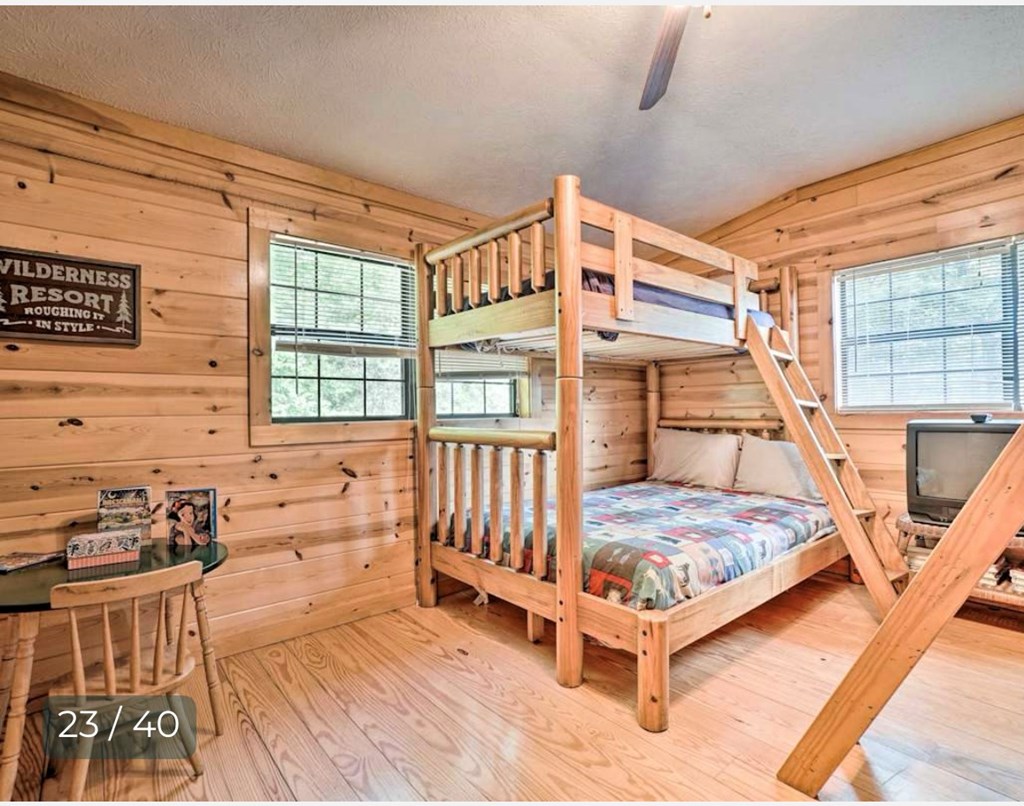 416672 Young Harris Residential