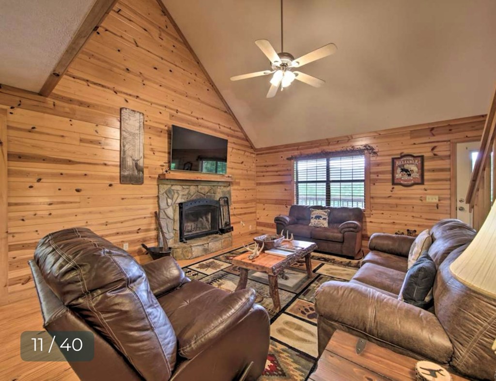 416672 Young Harris Residential