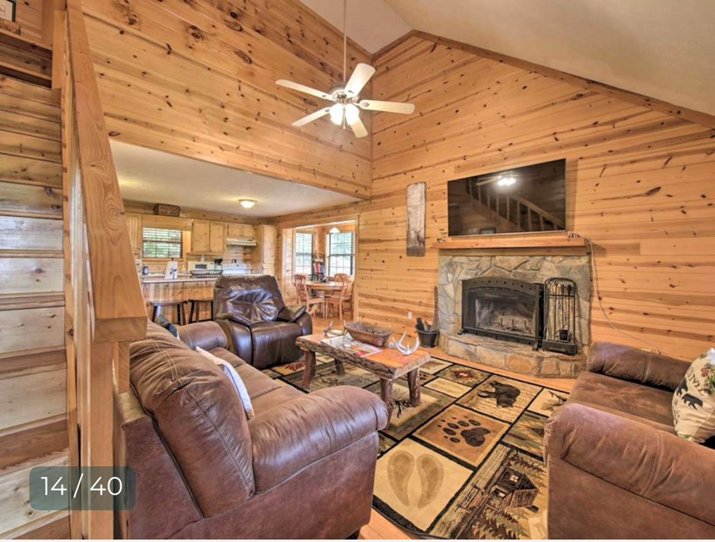 416672 Young Harris Residential