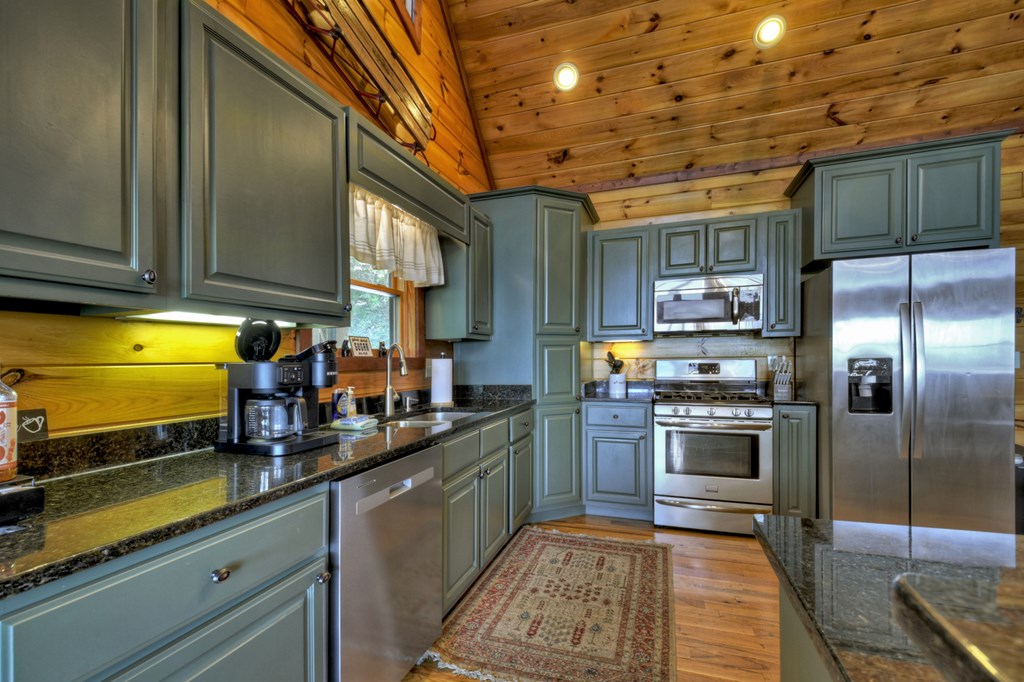 416677 Morganton Residential