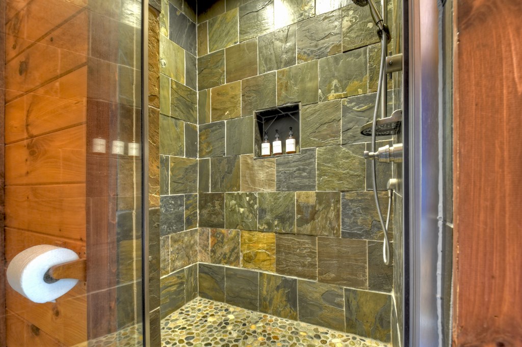 416677 Morganton Residential