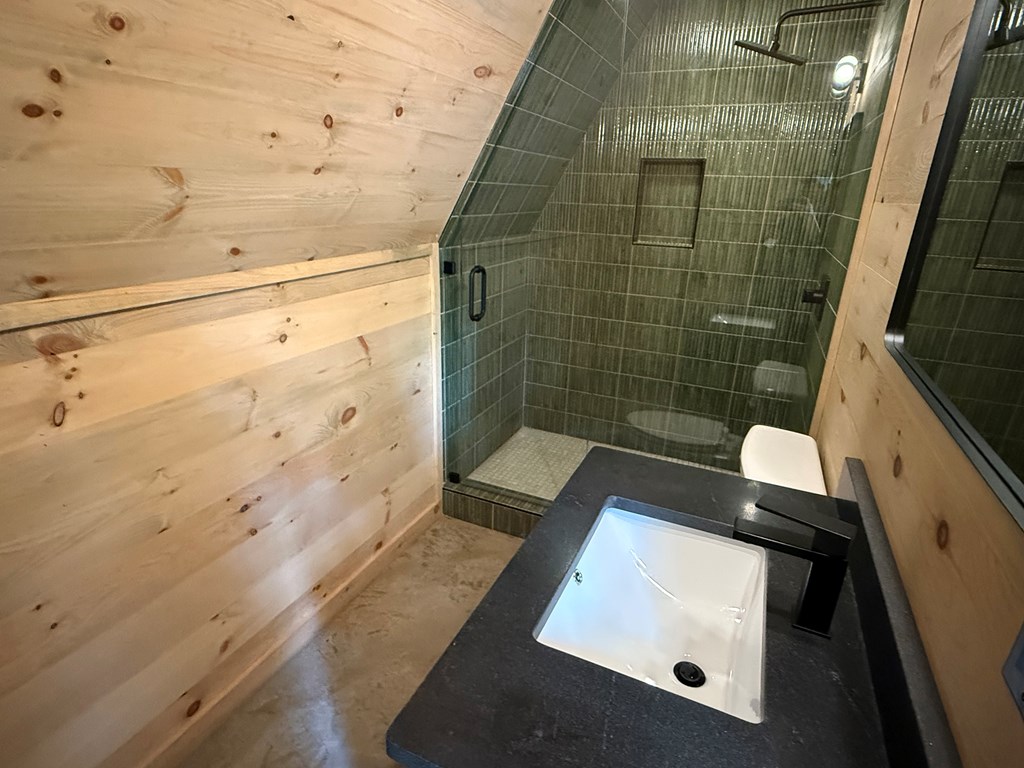 416695 Morganton Residential