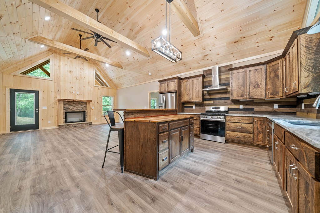 416698 Ellijay Residential