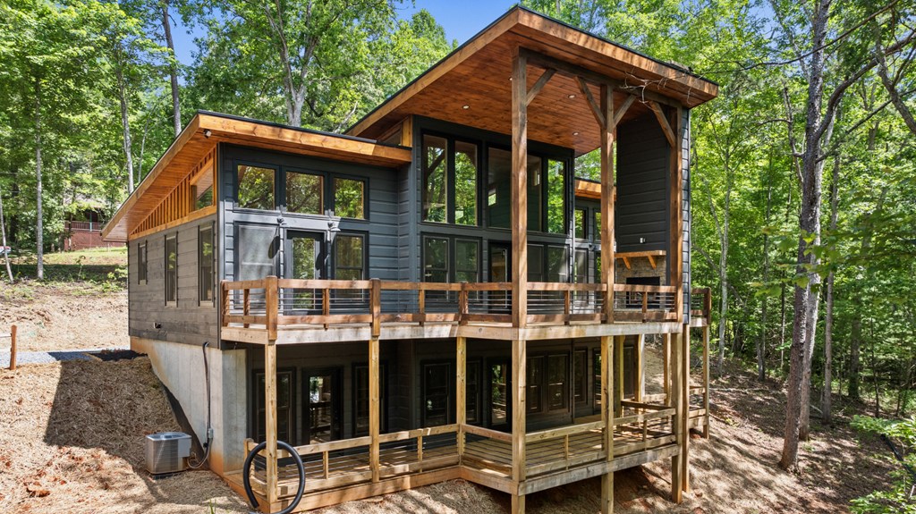 416699 Blue Ridge Residential