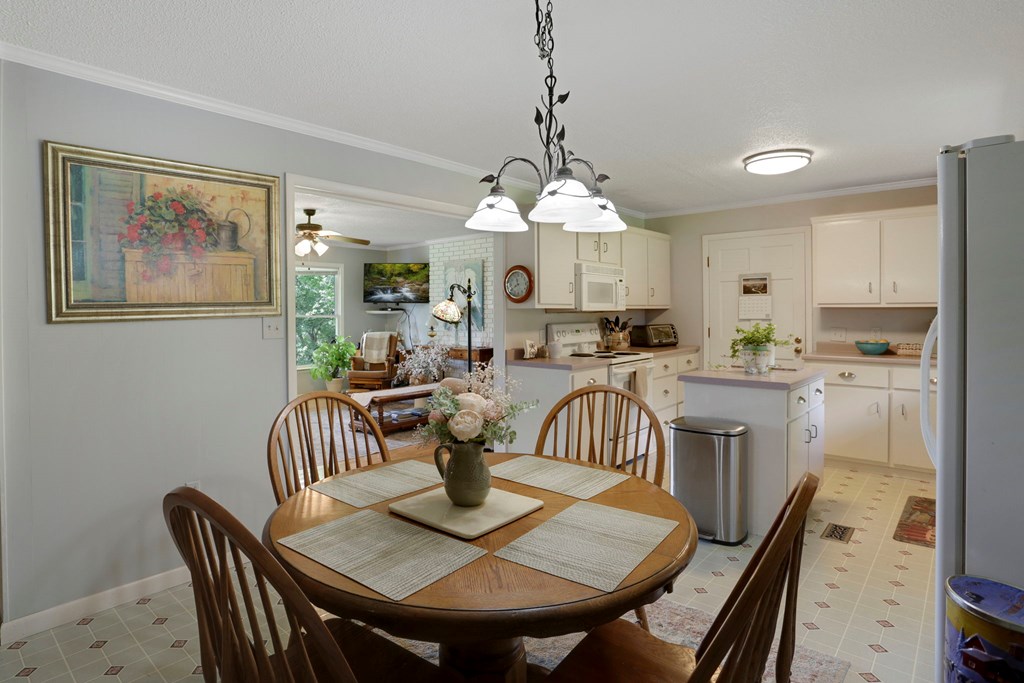 416715 Hayesville Residential