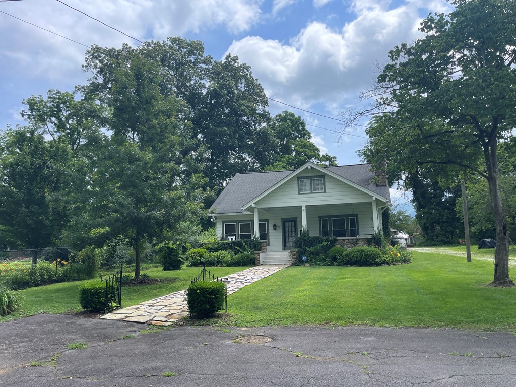 416722 Andrews Residential
