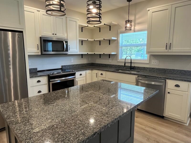416725 Hayesville Residential