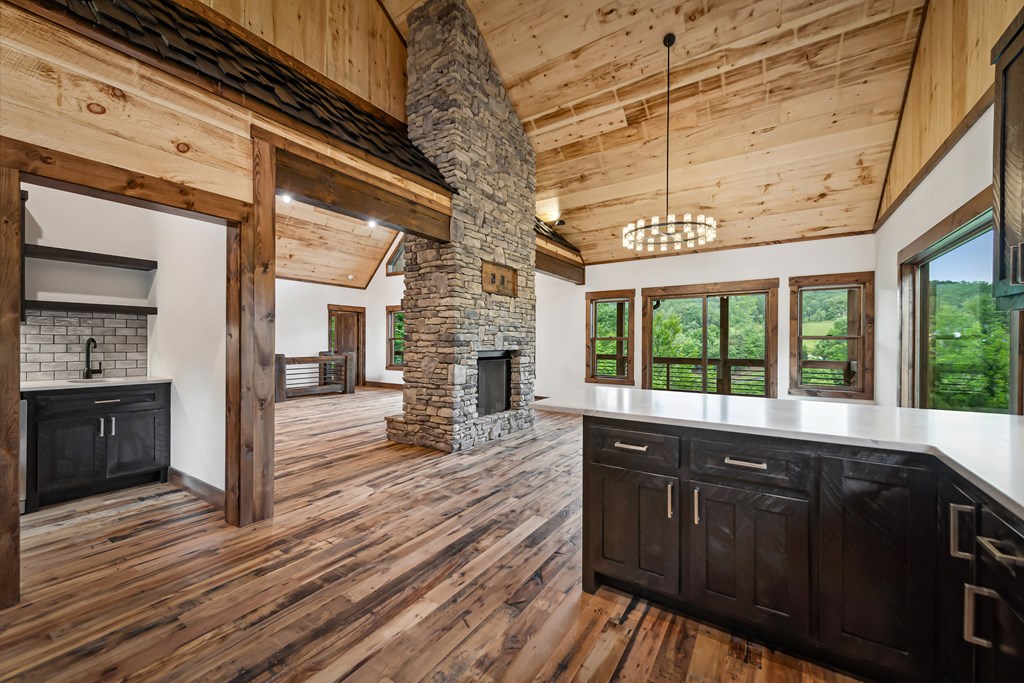 416726 Blue Ridge Residential
