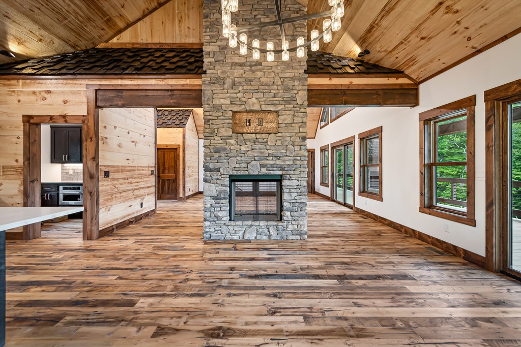 416726 Blue Ridge Residential