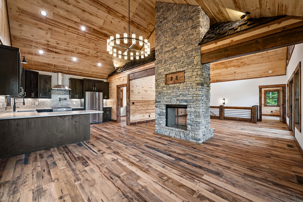 416726 Blue Ridge Residential