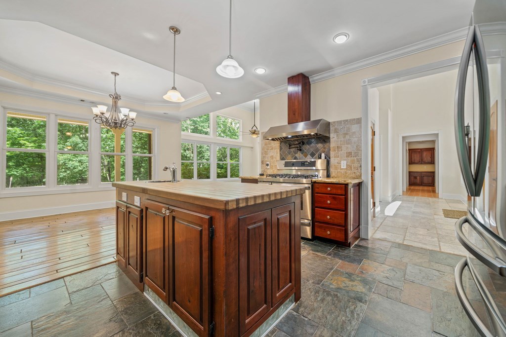 416735 Talking Rock Residential