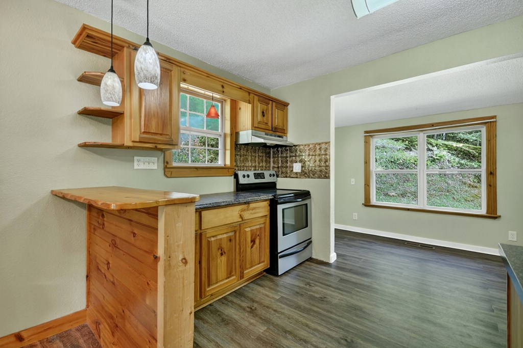 416736 Blue Ridge Residential