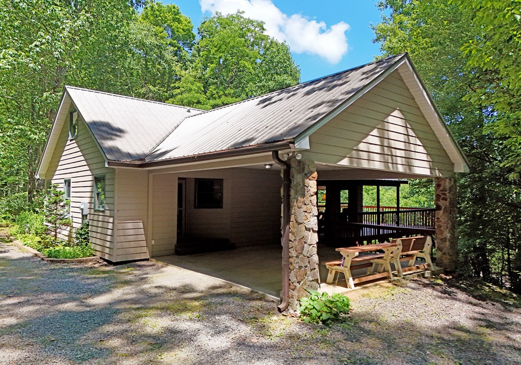 416738 Hiawassee Residential