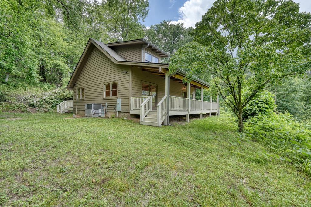416742 Rabun Gap 