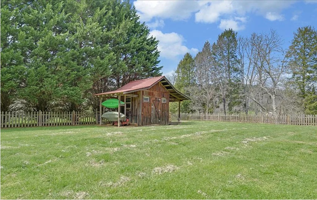 416750 Suches Residential