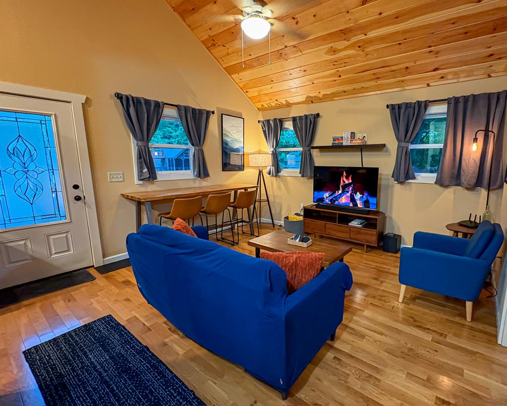 416752 Andrews Residential