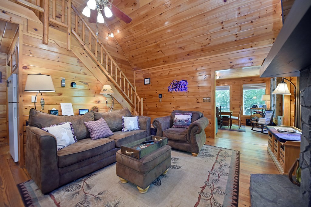 416767 Mineral Bluff Residential