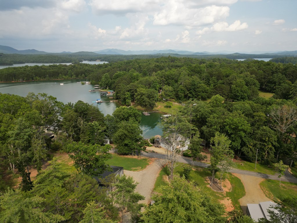 416797 Blairsville
 Land