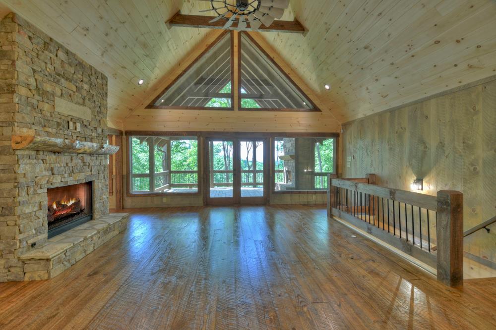 416799 Mineral Bluff Residential