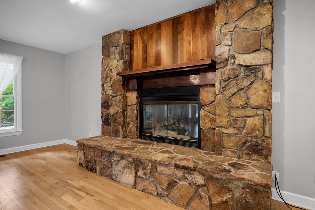 416802 Blairsville Residential