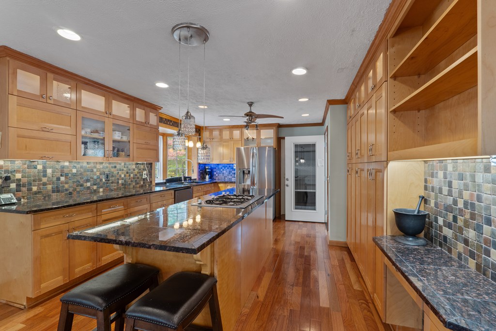 416804 Jasper Residential