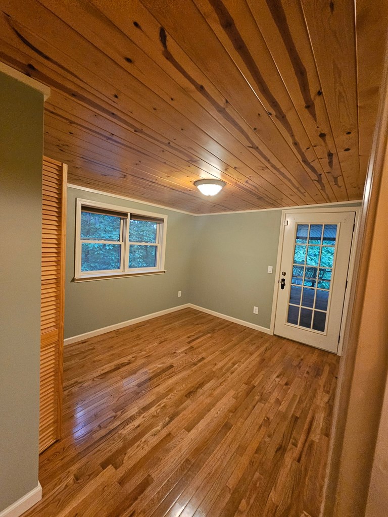 416825 Cleveland Residential