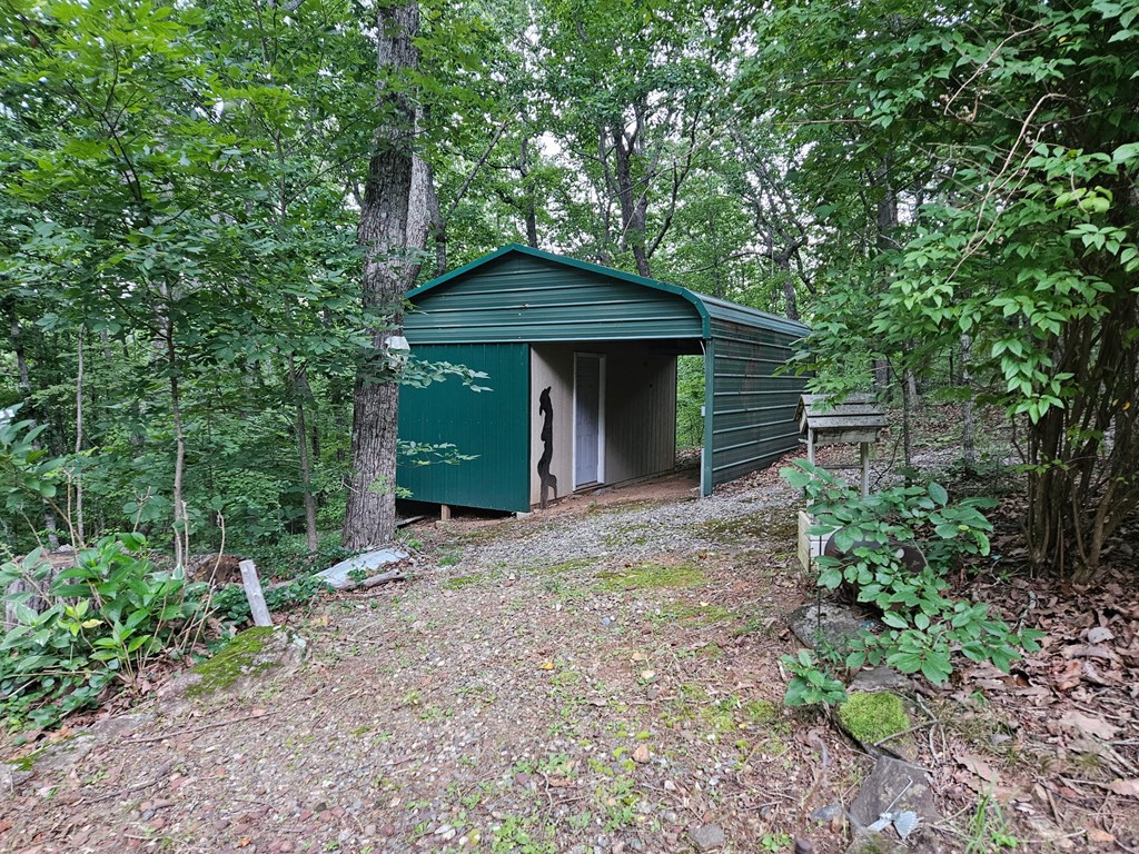 416825 Cleveland Residential