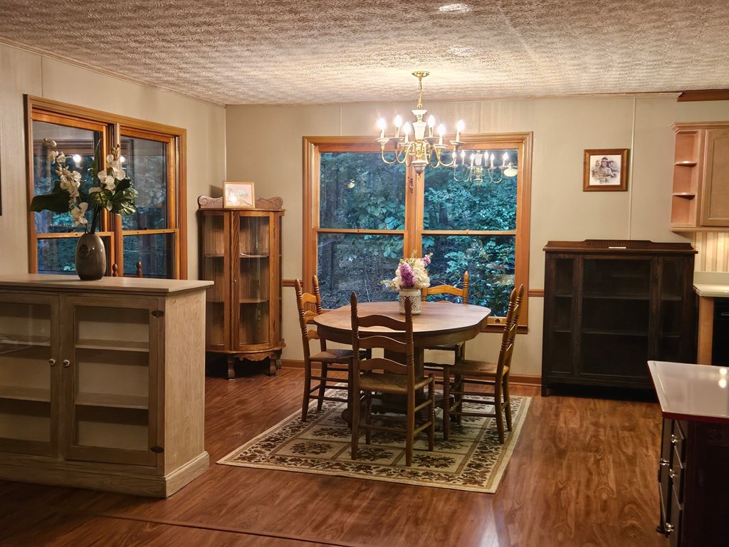 416825 Cleveland Residential