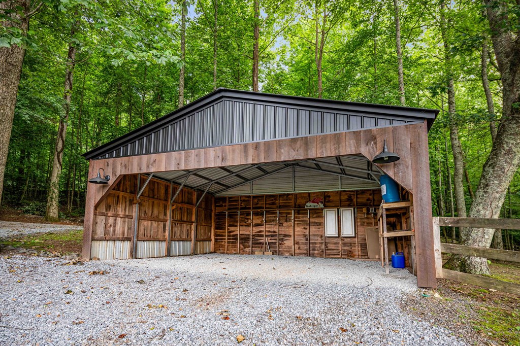 416827 Blue Ridge Residential
