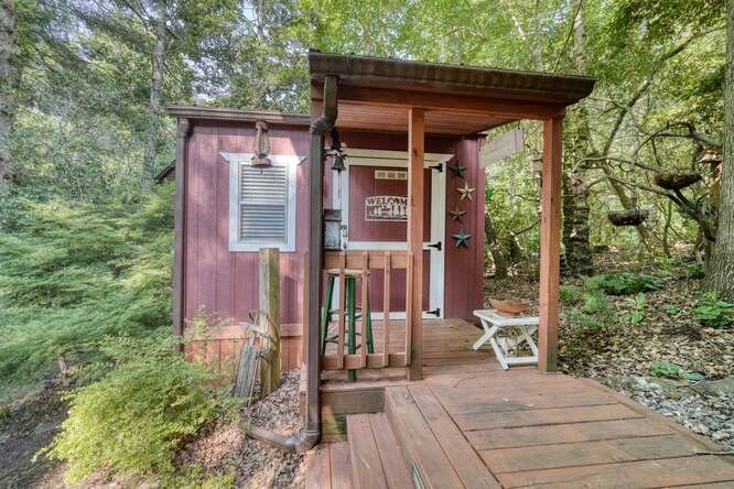 416833 Blairsville Residential