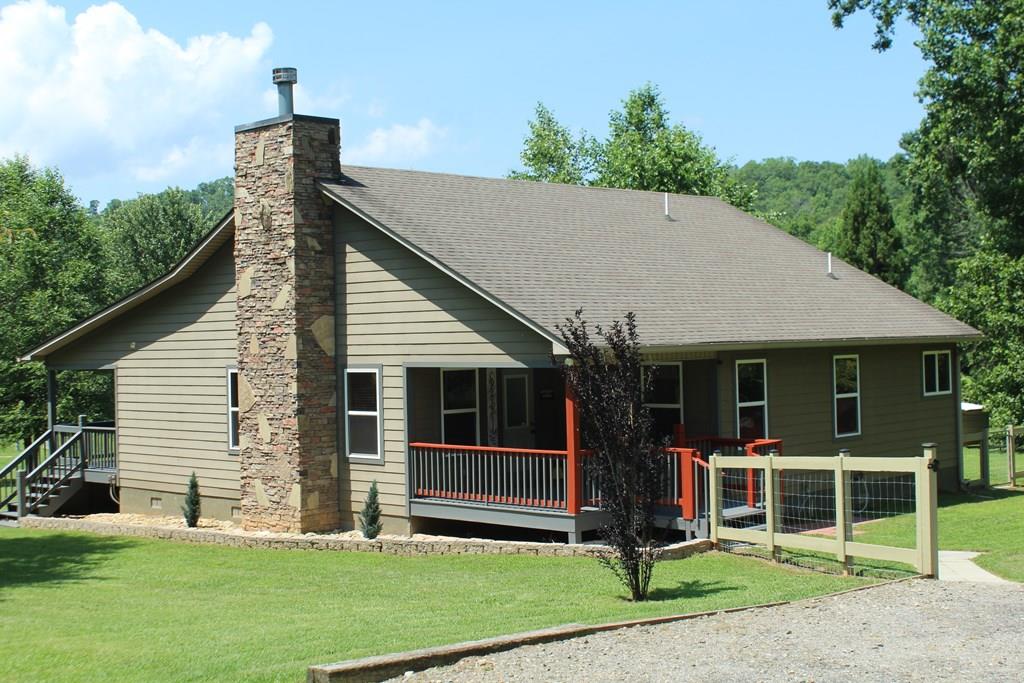 416835 Hayesville 