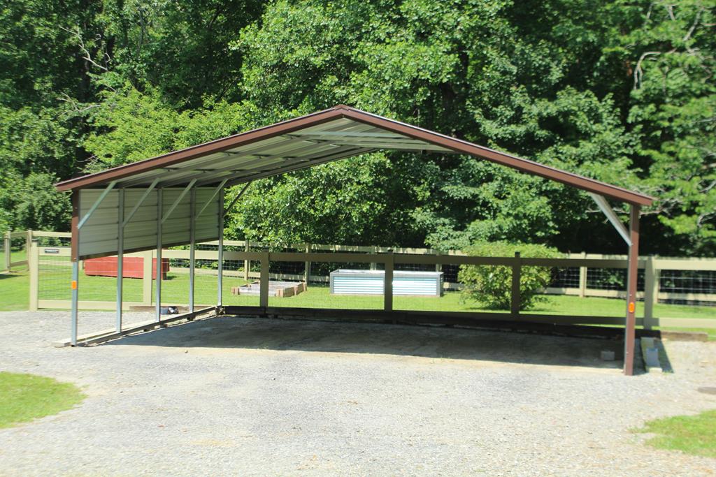 416835 Hayesville Residential