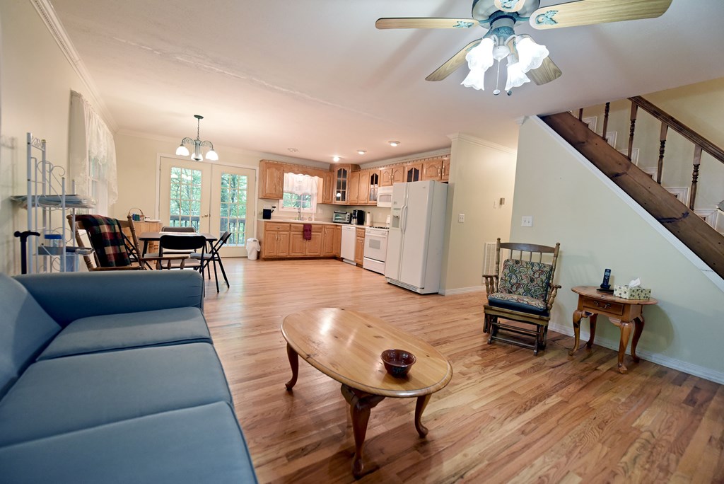 416836 Mineral Bluff Residential