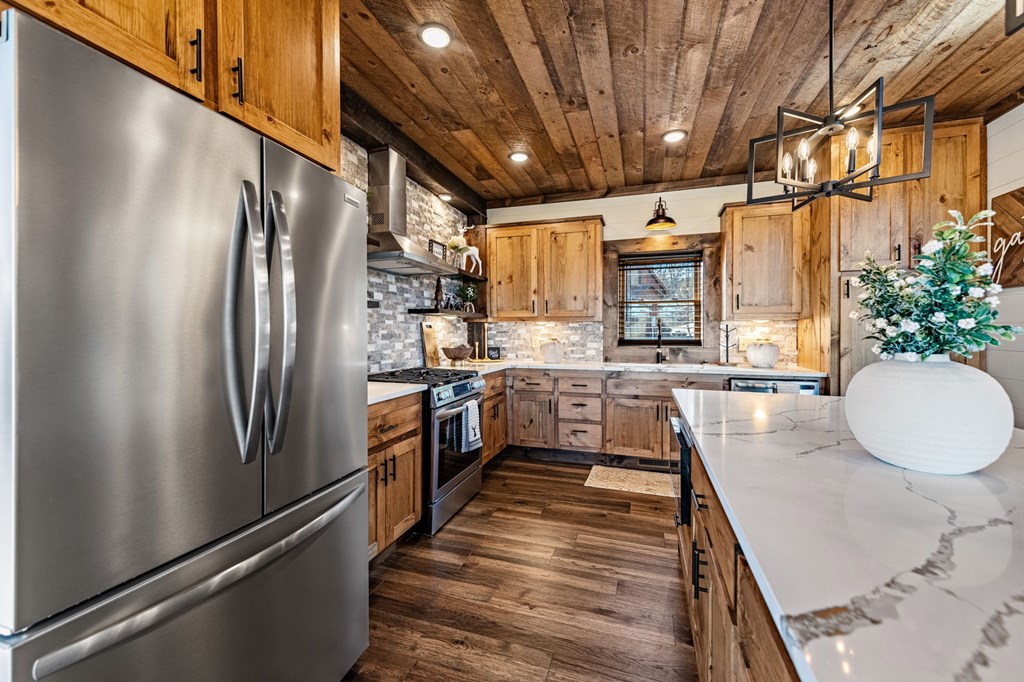416839 Blue Ridge Residential