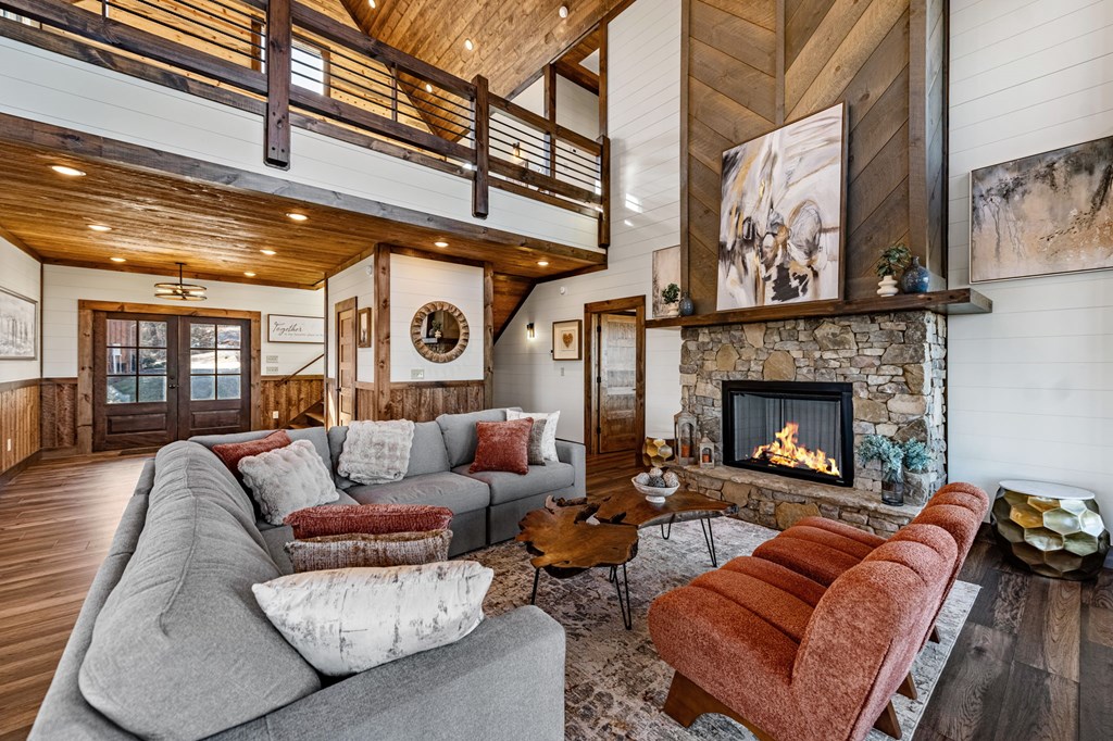 416839 Blue Ridge Residential