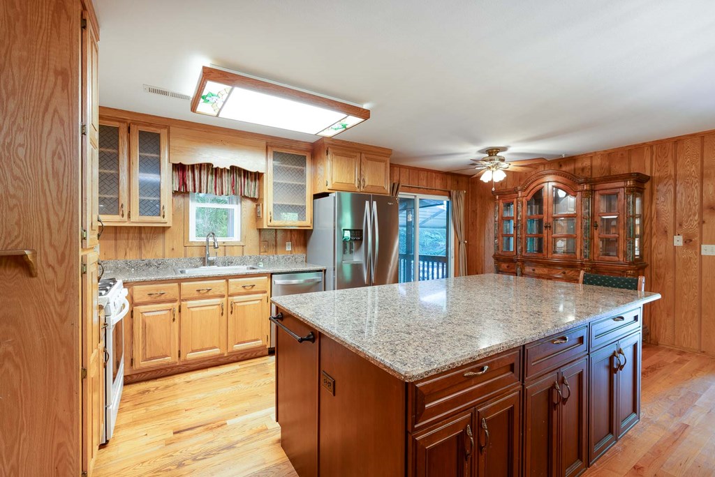 416852 Marble Residential