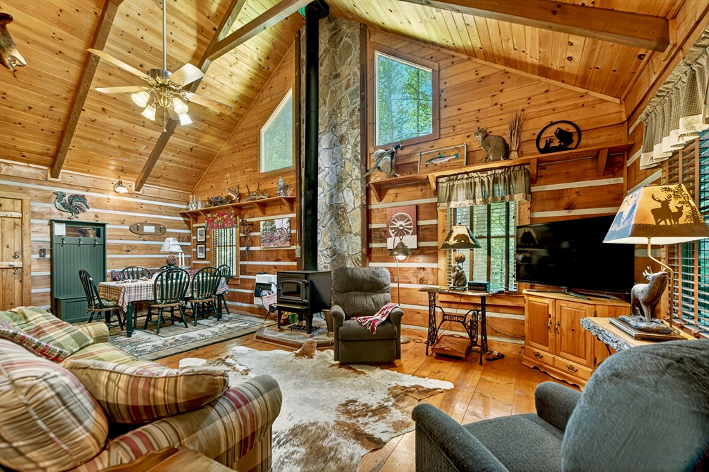 416856 Cherry Log Residential