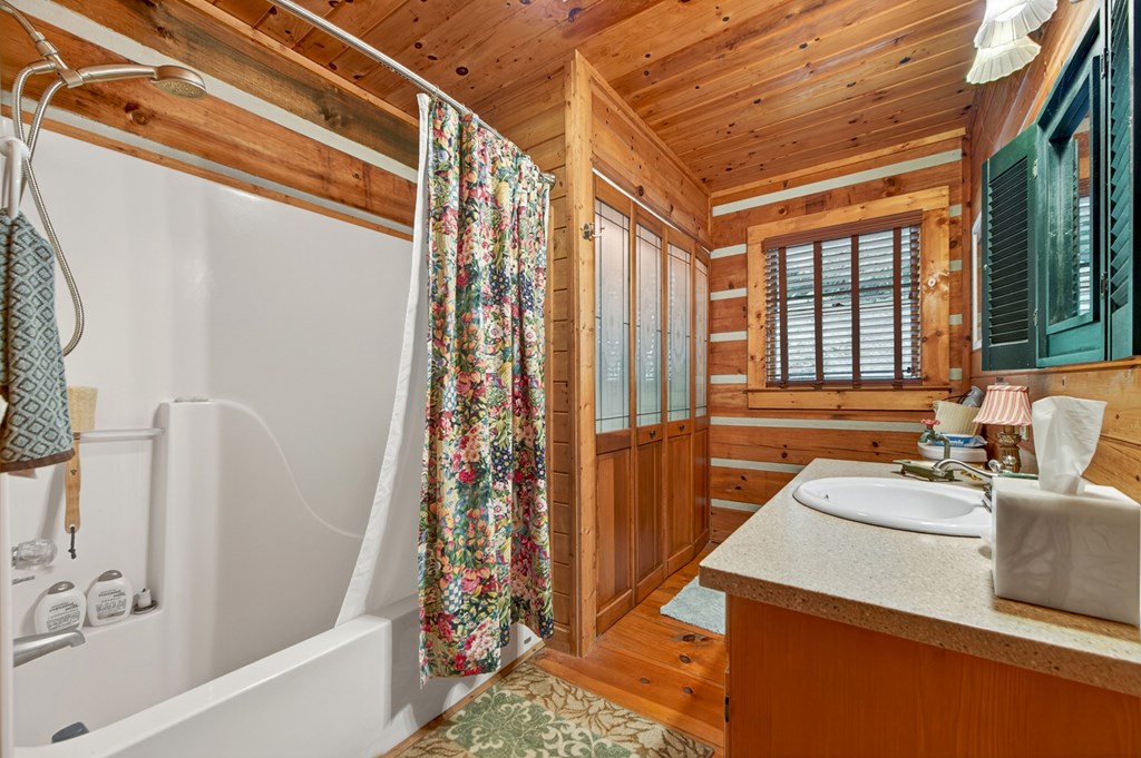 416856 Cherry Log Residential