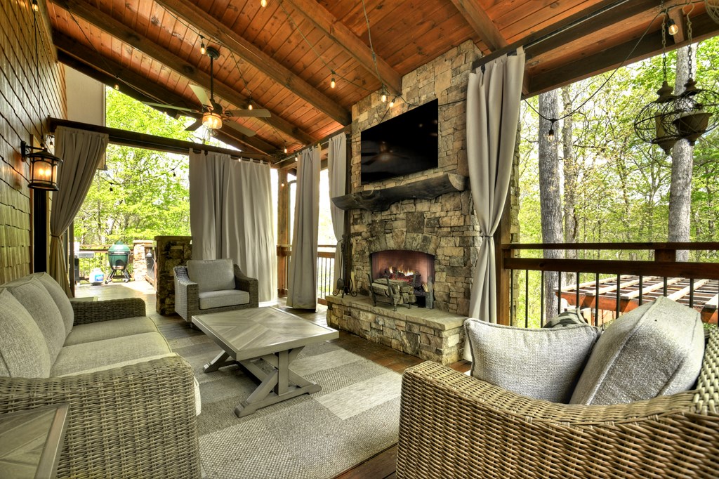 416859 Blue Ridge Residential