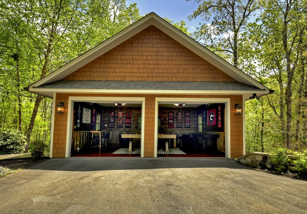 416859 Blue Ridge Residential