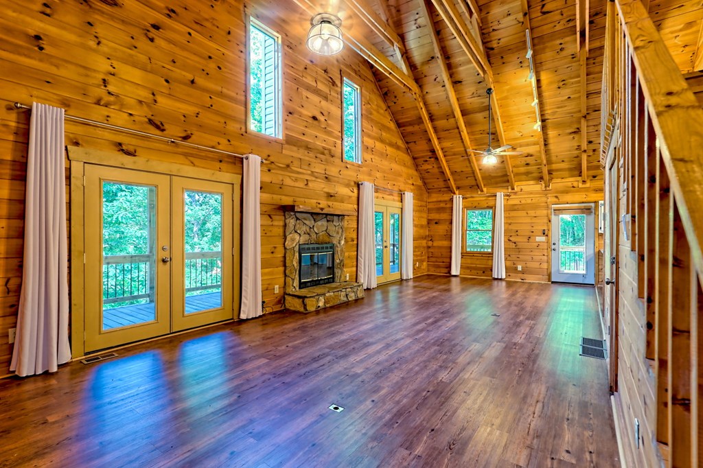 416861 Clayton Residential