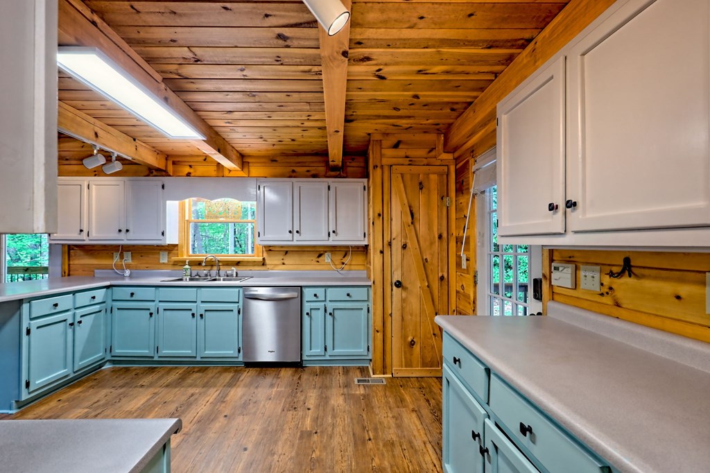 416861 Clayton Residential
